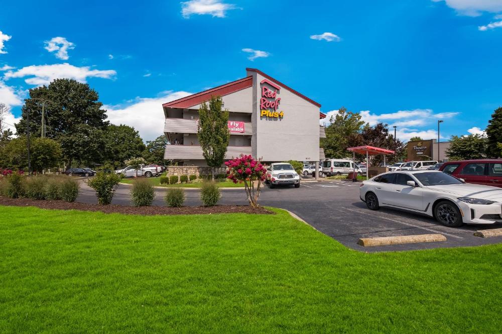 Red Roof Inn PLUS+ Nashville Airport